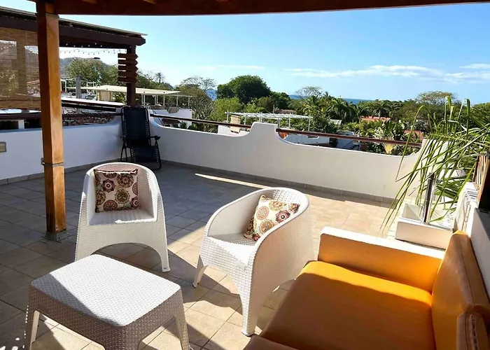 Modern With A Rooftop Patio Casa vacanze *