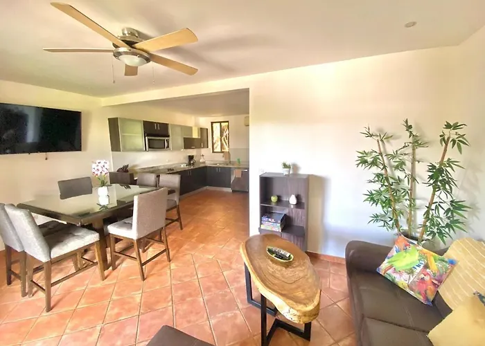 Modern With A Rooftop Patio Casa vacanze